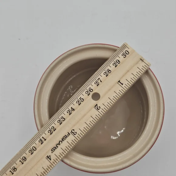 Le Creuset Lidded Sugar Bowl Red Cerise Ombre Stoneware **DAMAGED - Picture 7 of 7